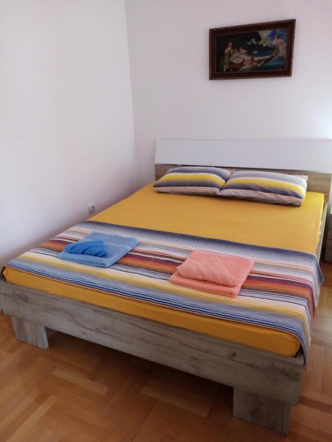 פירוט Apartman Maca מראה חיצוני תמונה
