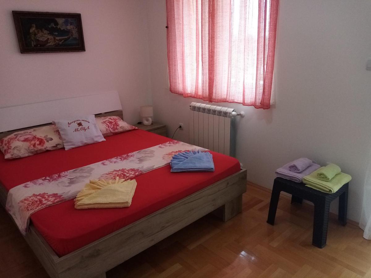פירוט Apartman Maca מראה חיצוני תמונה